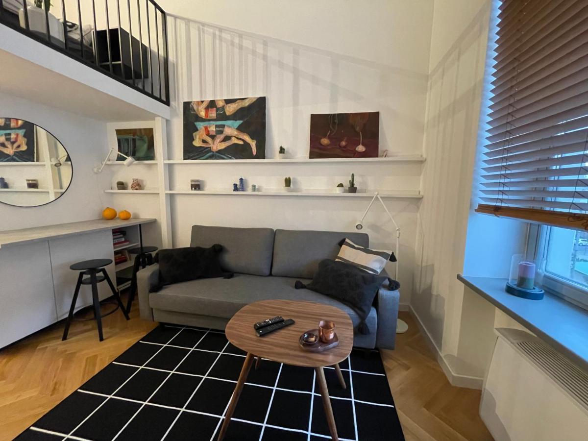 M Loft Apartment คอนัส ภายนอก รูปภาพ